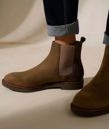 Boots With Contrasting Stitch And Rubber Outsole